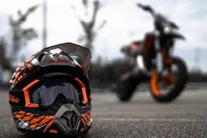 τροχονομικοί έλεγχοι για τη «Μηδενική Ανοχή στη μη χρήση κράνους»