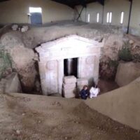 Εορδαία: Kλείνει ο Μακεδονικός Τάφος της Σπηλιάς λόγω λήξης της σύμβασης του μοναδικού φύλακα