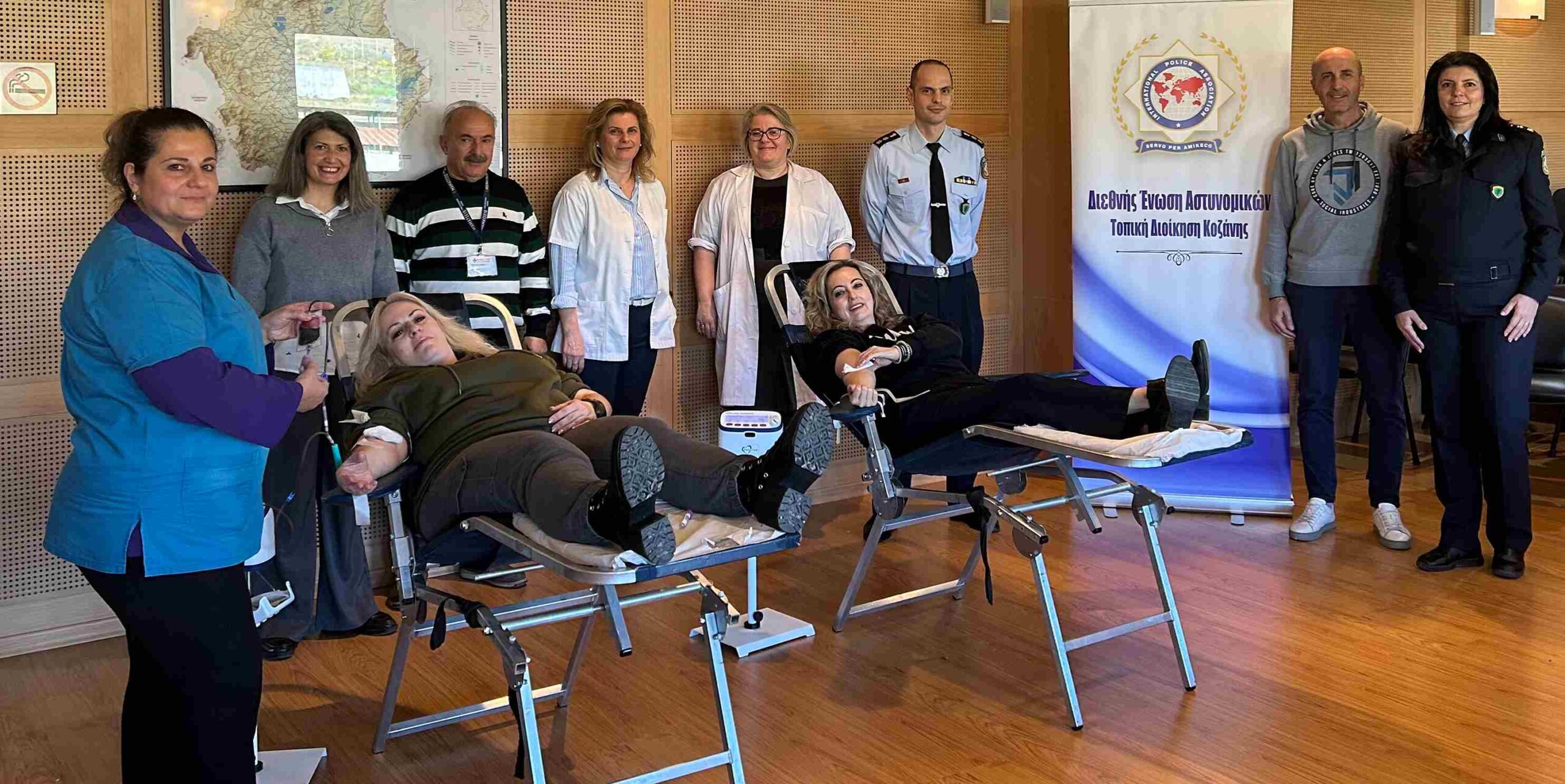 Διπλή προσφορά ζωής στο Αστυνομικό Μέγαρο Κοζάνης: Αιμοδοσία και λήψη δειγμάτων μυελού των οστών από την ΙΡΑ. | Eordaialive.com Διπλή προσφορά ζωής στο Αστυνομικό Μέγαρο Κοζάνης: Αιμοδοσία και λήψη δειγμάτων μυελού των οστών από την ΙΡΑ. - Eordaialive.com