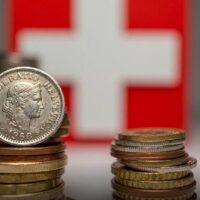Ελβετικό φράγκο: Έρχεται νέα νομοθετική ρύθμιση – Πόσο θα μειωθούν οι δόσεις