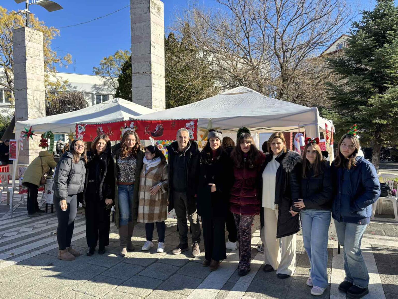 Ένα μεγάλο «ευχαριστώ» από τον Σύλλογο Γονέων του 3ου Γυμνασίου για τη στήριξη στο Χριστουγεννιάτικο Bazaar