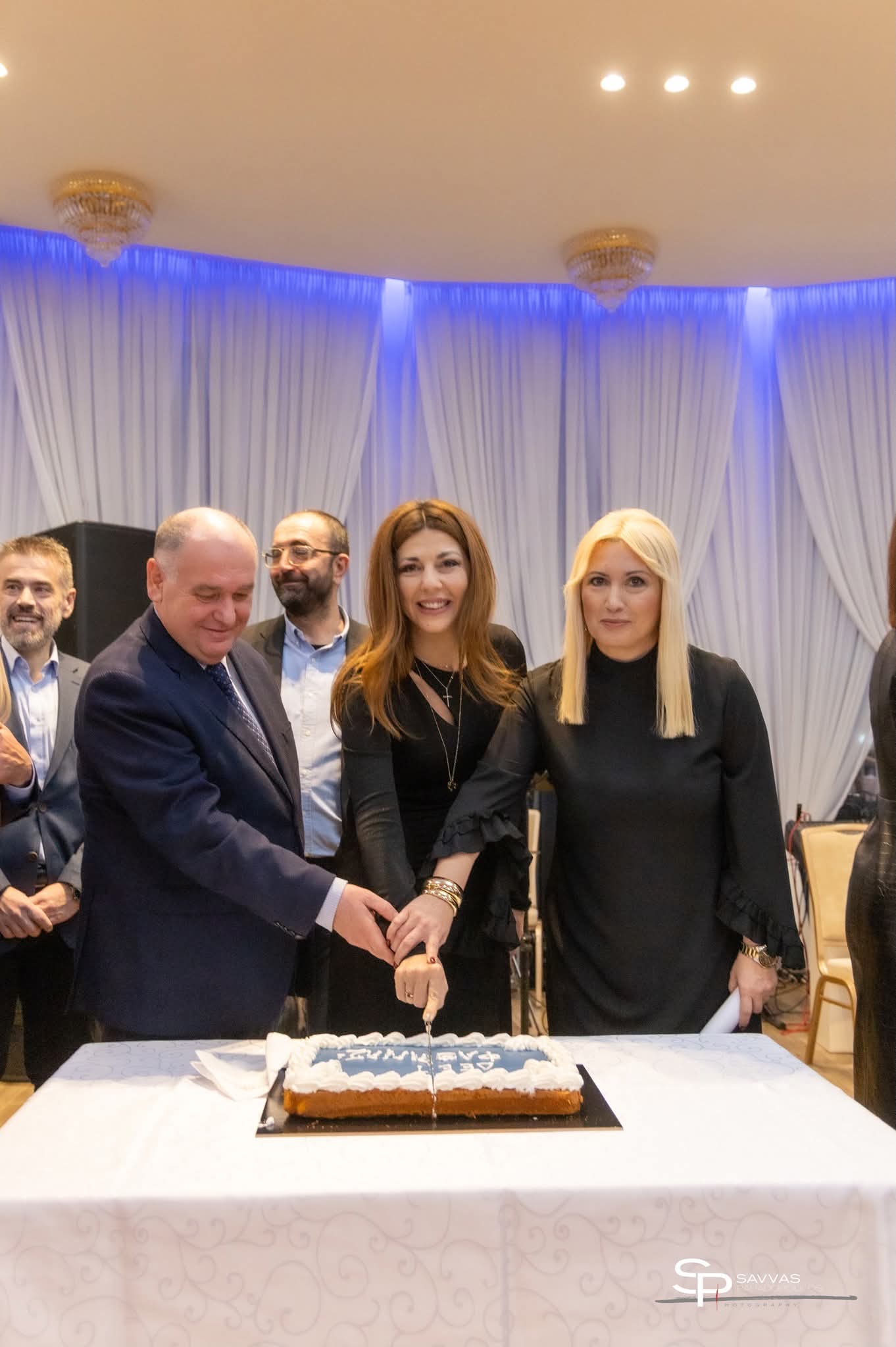 Επιτυχημένη κοπή βασιλόπιτας της ΔΕΕΠ ΝΔ Φλώρινας με την παρουσία της Υπουργού Παιδείας Σοφίας Ζαχαράκη - Eordaialive.com
