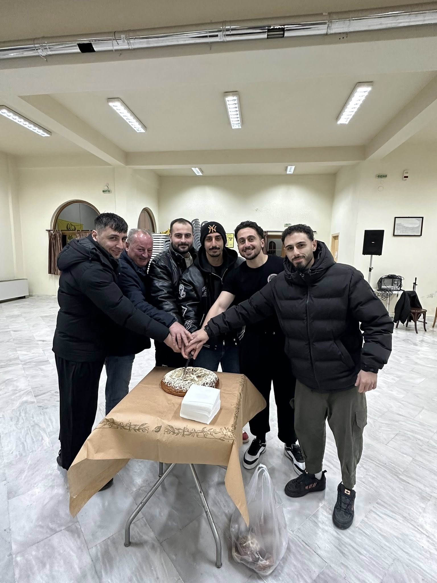 Με ευχές για τη νέα χρονιά έκοψε την πίτα του ο Πολιτιστικός Ποντιακός Σύλλογος Κομνηνών - Eordaialive.com