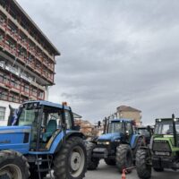 Με το βλέμμα στο Μαξίμου, οι αγρότες της Φλώρινας άνοιξαν το Τελωνείο της Νίκης