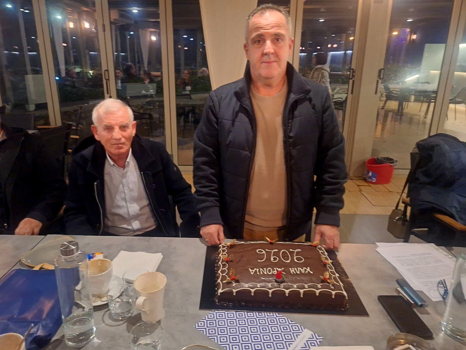 "Η ΔΗΜ.Τ.Ο. Αμυνταίου της Νέας Δημοκρατίας ανακήρυξε τον Γεώργιο Τσιρώνη Επίτιμο Πρόεδρο της" | Eordaialive.com "Η ΔΗΜ.Τ.Ο. Αμυνταίου της Νέας Δημοκρατίας ανακήρυξε τον Γεώργιο Τσιρώνη Επίτιμο Πρόεδρο της" - Eordaialive.com