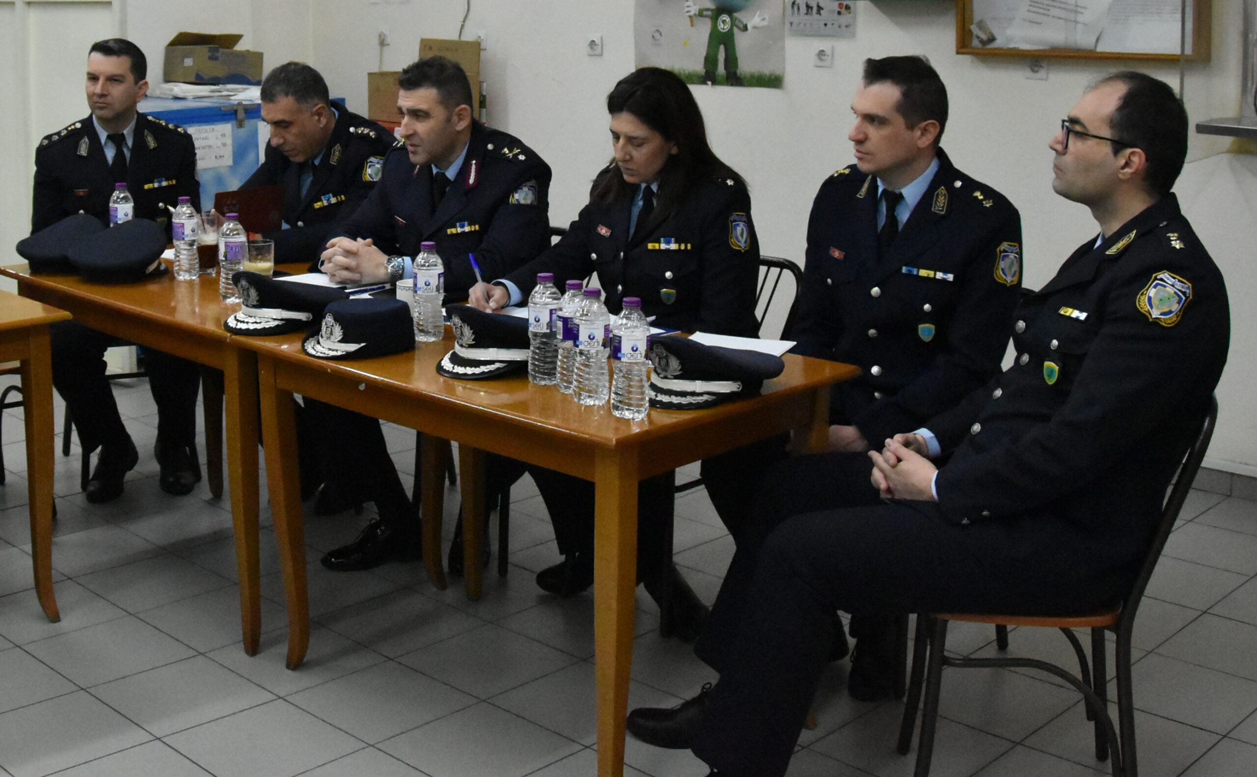 Συνάντηση του Γενικού Περιφερειακού Αστυνομικού Διευθυντή Δυτικής Μακεδονίας, με υπηρεσιακούς παράγοντες της Αλβανικής Αστυνομίας | Eordaialive.com Συνάντηση του Γενικού Περιφερειακού Αστυνομικού Διευθυντή Δυτικής Μακεδονίας, με υπηρεσιακούς παράγοντες της Αλβανικής Αστυνομίας - Eordaialive.com