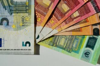 Αυξημένο το επίδομα ασθενείας: Σε ποιους χορηγείται