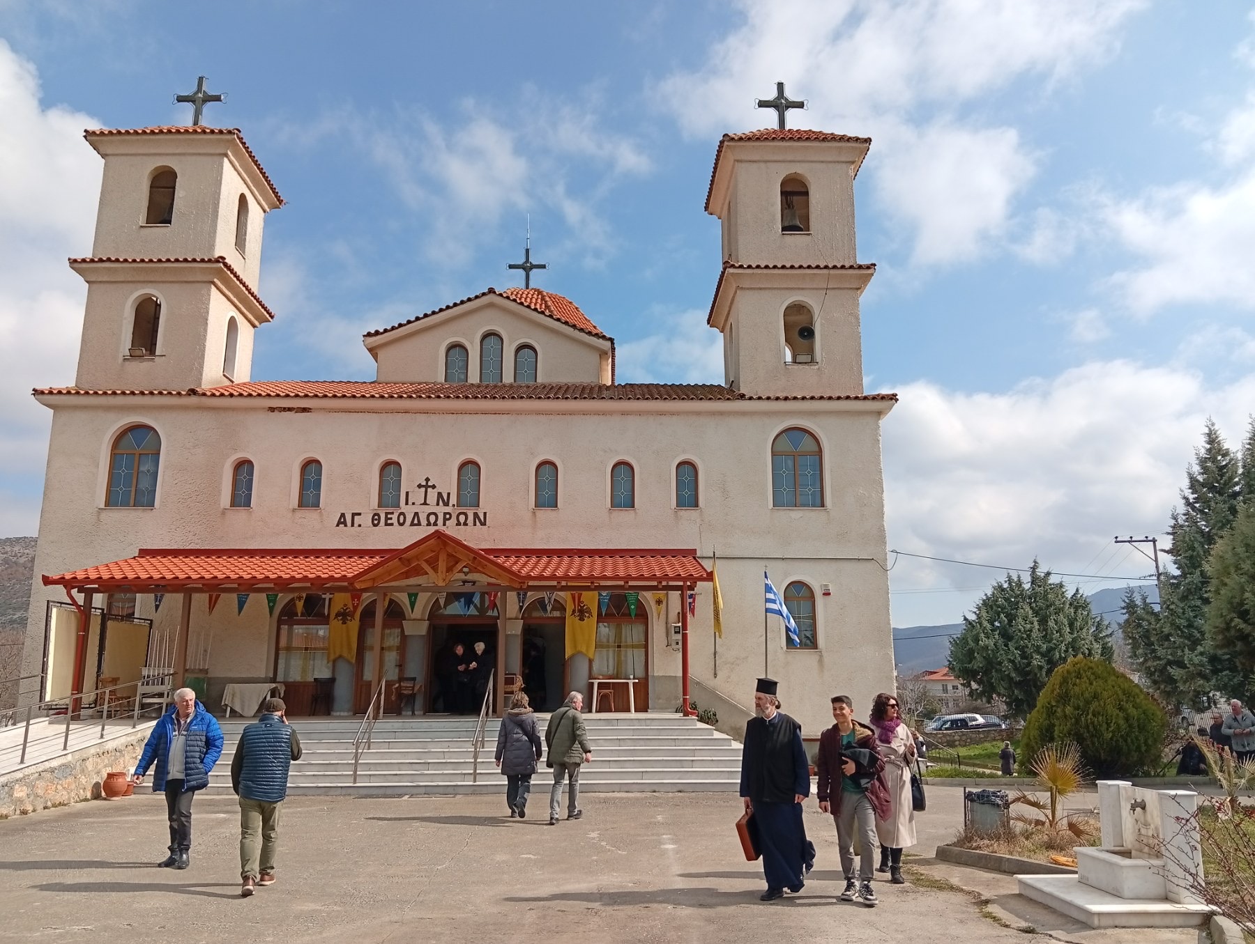 Με λαμπρότητα ο εορτασμός του Αγίου Θεοδώρου του Τήρωνος στην Περαία Έδεσσας | Eordaialive.com Με λαμπρότητα ο εορτασμός του Αγίου Θεοδώρου του Τήρωνος στην Περαία Έδεσσας - Eordaialive.com