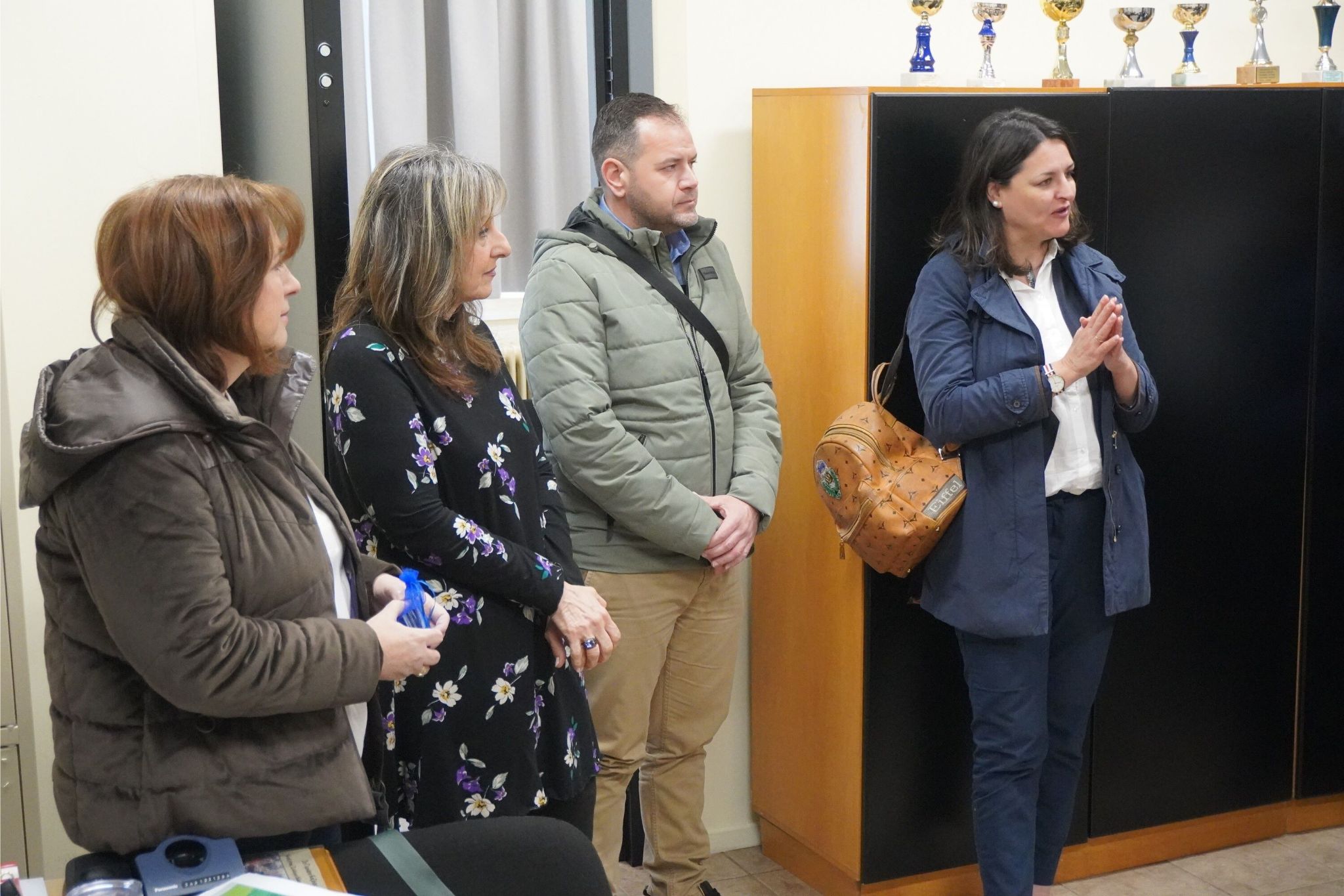 Ευχαριστήριο Δήμου Κοζάνης στο ΔΗΜ.Ω.Σ Γυμνάσιο Κοζάνης για την πράξη αλληλεγγύης του σχολείου υπέρ των συνδημοτών μας που έχουν ανάγκη (Φωτογραφίες) | Eordaialive.com Ευχαριστήριο Δήμου Κοζάνης στο ΔΗΜ.Ω.Σ Γυμνάσιο Κοζάνης για την πράξη αλληλεγγύης του σχολείου υπέρ των συνδημοτών μας που έχουν ανάγκη (Φωτογραφίες) - Eordaialive.com