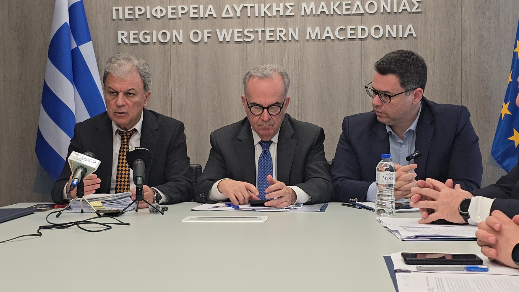 Περιφέρεια Δυτικής Μακεδονίας Υποδοχή κυβερνητικού κλιμακίου από τον Περιφερειάρχη Γιώργο Αμανατίδη (Φωτογραφίες και βίντεο δηλώσεων) - Eordaialive.com