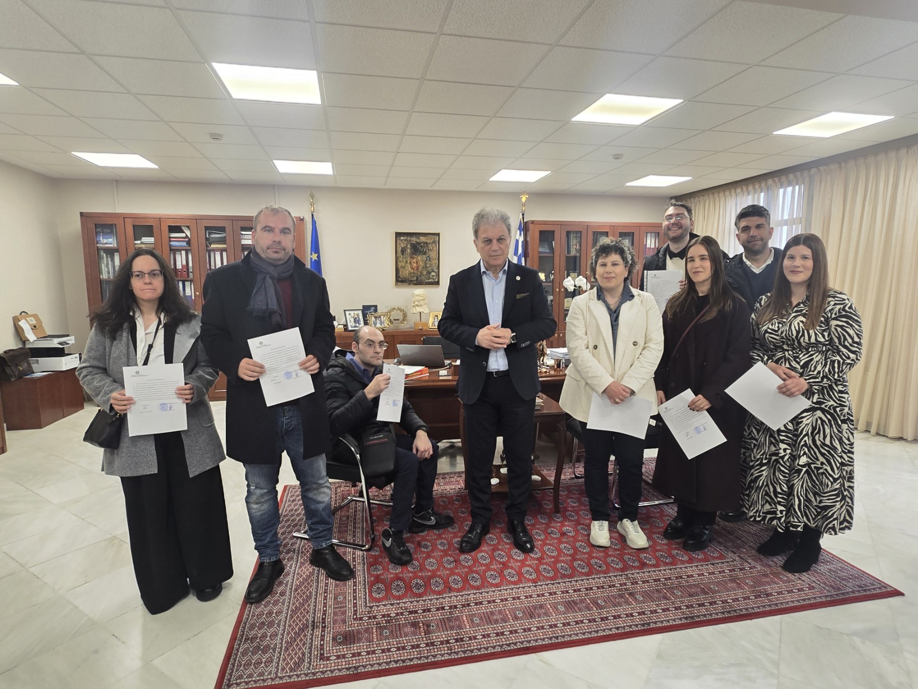 Περιφέρεια Δυτικής Μακεδονίας - Ορκωμοσία επτά νέων υπαλλήλων - Eordaialive.com