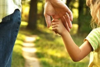 Επίδομα παιδιού: Πότε θα γίνει η πρώτη πληρωμή - Τι ισχύει για όσους δεν πρόλαβαν να κάνουν αίτηση