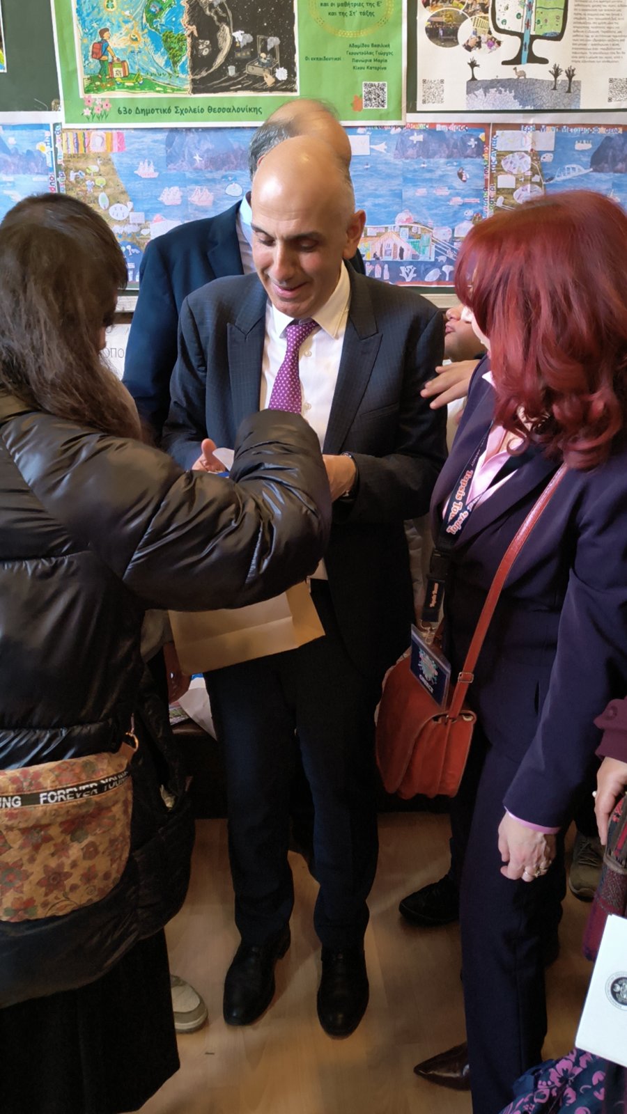Το 3ο Γυμνάσιο Πτολεμαΐδας και οι ΛΑΜΠΗΔΟΝΕΣ στο μαθητικό συνέδριο στην Κωνσταντινούπολη - Eordaialive.com
