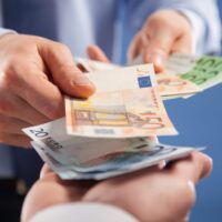 Έρχεται νέο πρόγραμμα: Ποιοι παίρνουν έως 200.000€ για επενδύσεις