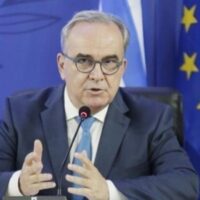 Ν. Παπαθανάσης: 2,13 δισ. ευρώ στην αγορά μέσω ΕΣΠΑ – Επιδότηση έως 95% για ανακαινίσεις