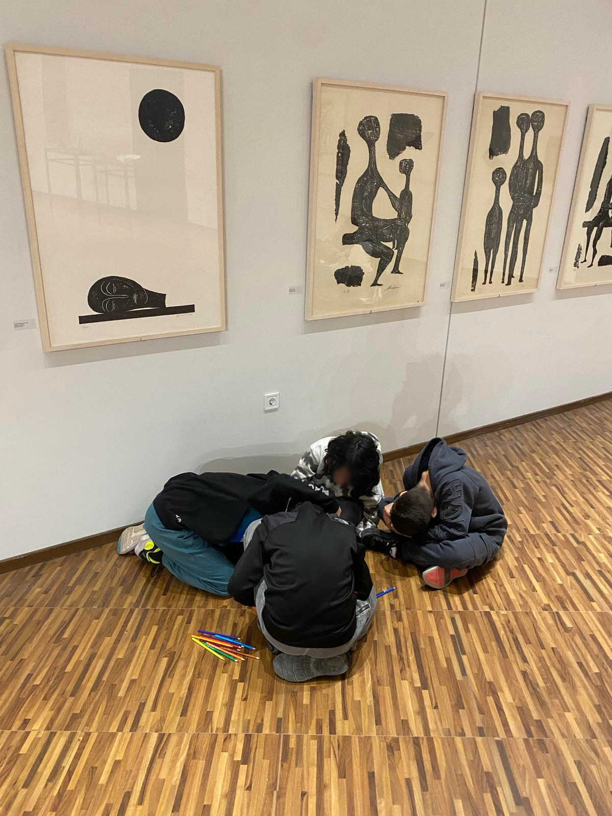 Δήμος Κοζάνης: Τα παιδιά συναντούν τη Βάσω Κατράκη - Διαδραστικές περιηγήσεις στην Κοβεντάρειο Δημοτική Βιβλιοθήκη (Φωτογραφίες) - Eordaialive.com