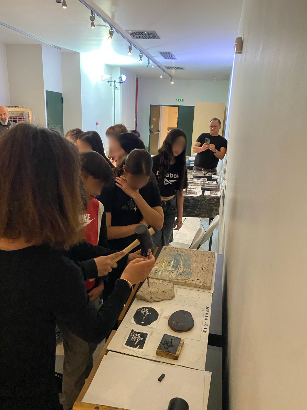 Δήμος Κοζάνης: Τα παιδιά συναντούν τη Βάσω Κατράκη (Φωτογραφίες) - Eordaialive.com