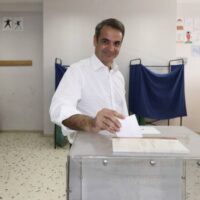 Κερδίζει έδαφος το εκλογικό σενάριο το φθινόπωρο
