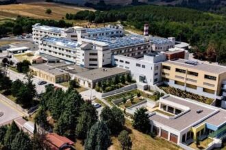 Άλματα στη χειρουργική του Μποδοσάκειου: Εφαρμόζονται προχωρημένες λαπαροσκοπικές επεμβάσεις με πολλαπλά οφέλη για τους ασθενείς