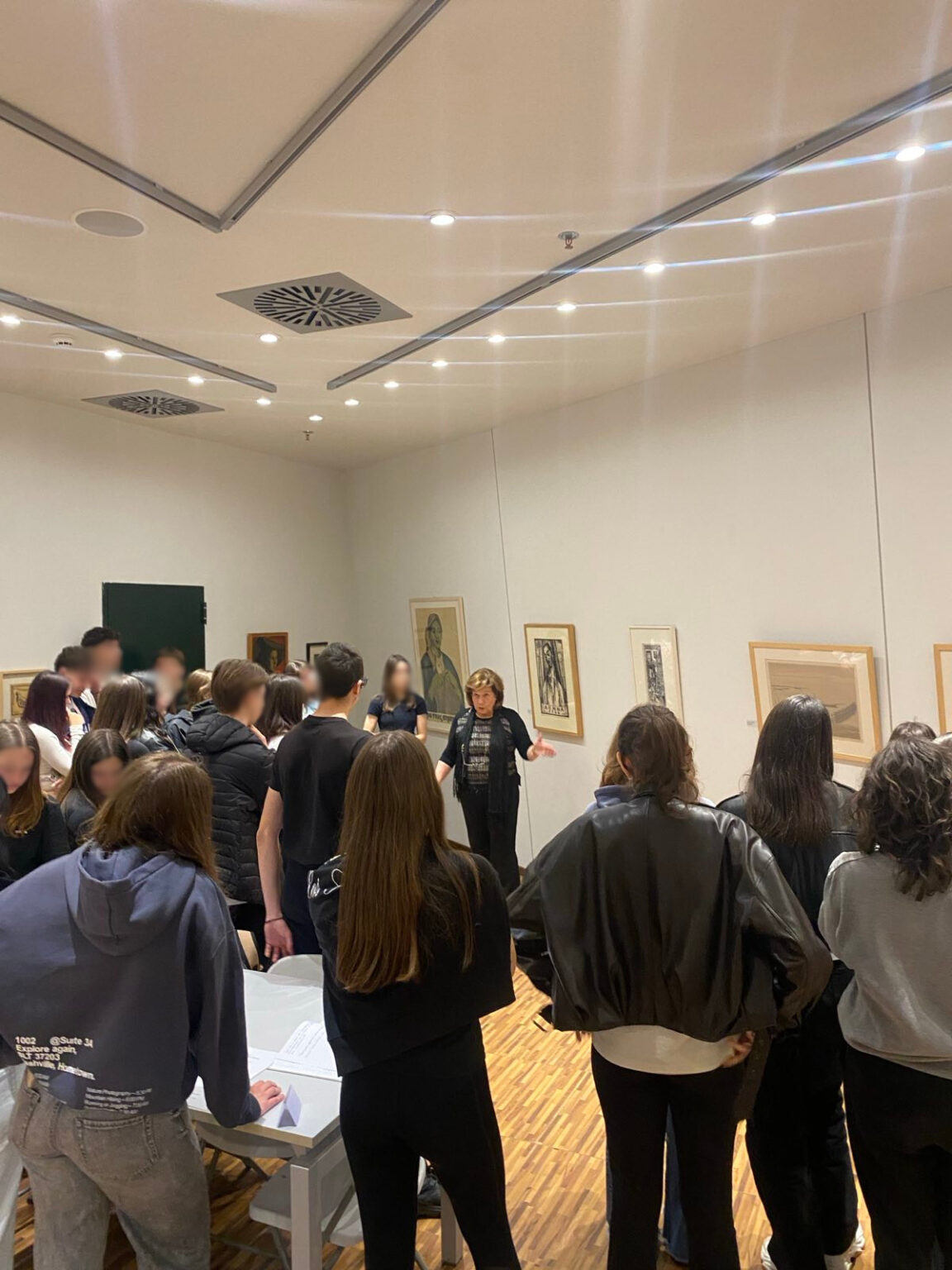 Δήμος Κοζάνης: Τα παιδιά συναντούν τη Βάσω Κατράκη - Διαδραστικές περιηγήσεις στην Κοβεντάρειο Δημοτική Βιβλιοθήκη (Φωτογραφίες)