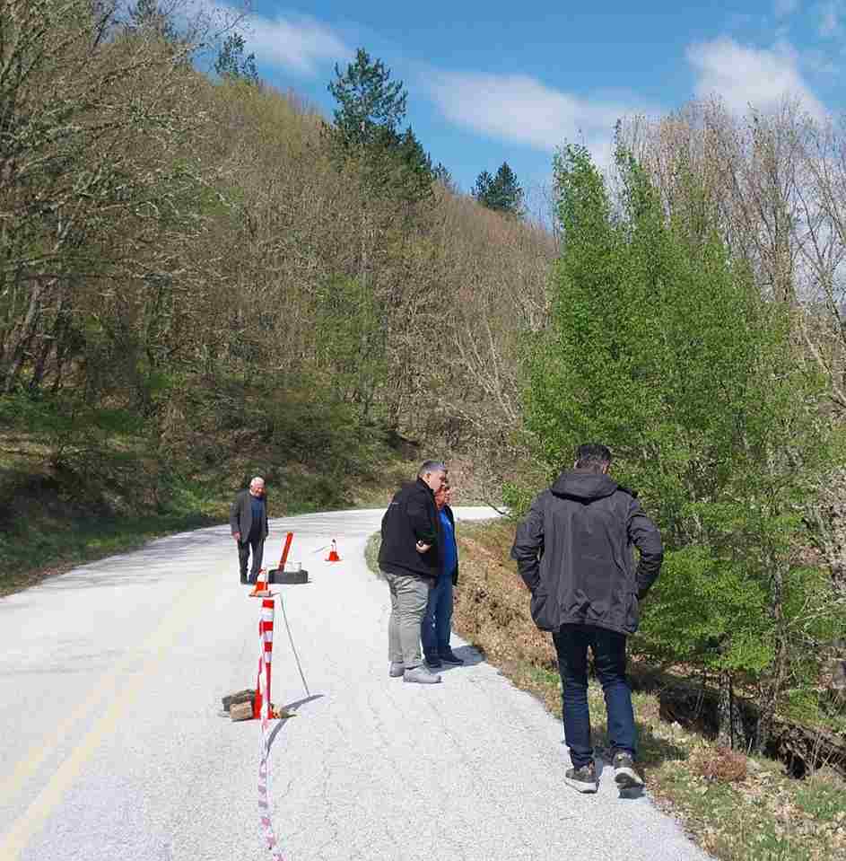 Αυτοψία στον Δίλοφο Βοΐου: Άμεση ανάγκη αποκατάστασης λόγω επικινδυνότητας της δημοτικής οδού