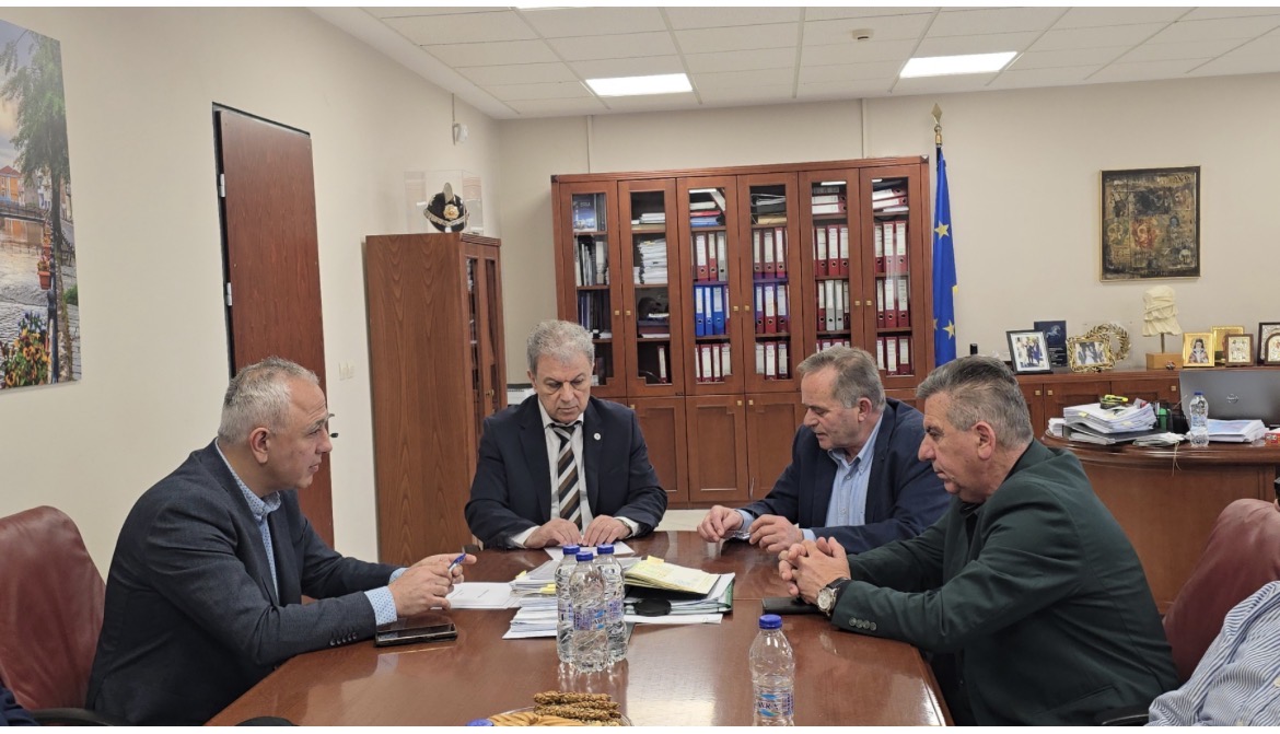 Περιφέρεια Δυτικής Μακεδονίας - Υπογραφή Προγραμματικής Σύμβασης για την «Ολοκληρωμένη διεύρυνση των αιτιών υποβάθμισης και στρατηγικές ενίσχυσης της καλλιέργειας σιτηρών στην περιοχή των Γρεβενών» - Eordaialive.com