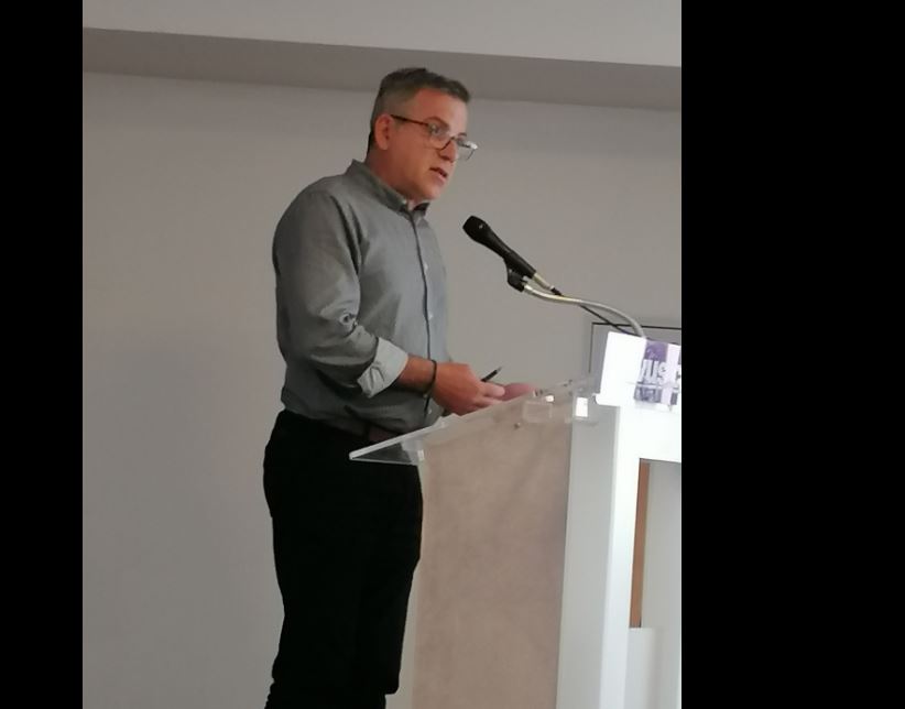 Δ. Καραθανάσης: "Δικαίωση του αγώνα μας" - Η υπογραφή του Μνημονίου που θεσμοθετεί την ψηφιακή ετοιμότητα της ΠΔΜ - Eordaialive.com