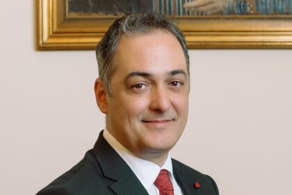 Γιάννης Κοκκαλιάρης: «Αλλάζουμε τον Δήμο μας στην πράξη!» - “Πράσινο φως” του Υπουργείου Εθνικής Οικονομίας και Οικονομικών για αναπλάσεις κοινόχρηστων χώρων, συνολικού ποσού 4,6 εκατομμυρίων ευρώ - Το ευχαριστήριο της Δημοτικής Αρχής στον Αναπληρωτή Υπουργό Νίκο Παπαθανάση 