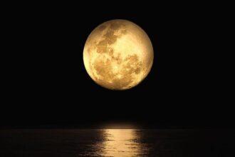 Έρχεται το «Φεγγάρι των Λουλουδιών» – Πότε θα φωτίσει τον ουρανό