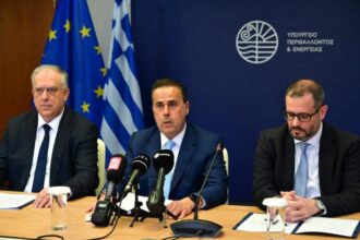 Βιομηχανικό ρεύμα: Ψαλίδι 50% στις χρεώσεις ΥΚΩ για 23.000 επιχειρήσεις