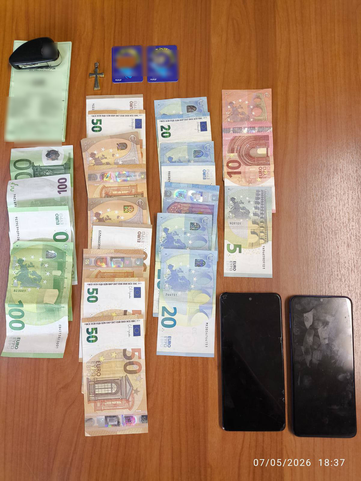 Συνελήφθησαν μετά από συντονισμένη επιχείρηση αστυνομικών των Υπηρεσιών της Διεύθυνσης Αστυνομίας Φλώρινας άνδρας και γυναίκα, μέλη εγκληματικής οργάνωσης, που δραστηριοποιούνται στις τηλεφωνικές απάτες, με το πρόσχημα της αναγκαστικής καταγραφής χρημάτων και τιμαλφών | Eordaialive.com Συνελήφθησαν μετά από συντονισμένη επιχείρηση αστυνομικών των Υπηρεσιών της Διεύθυνσης Αστυνομίας Φλώρινας άνδρας και γυναίκα, μέλη εγκληματικής οργάνωσης, που δραστηριοποιούνται στις τηλεφωνικές απάτες, με το πρόσχημα της αναγκαστικής καταγραφής χρημάτων και τιμαλφών - Eordaialive.com