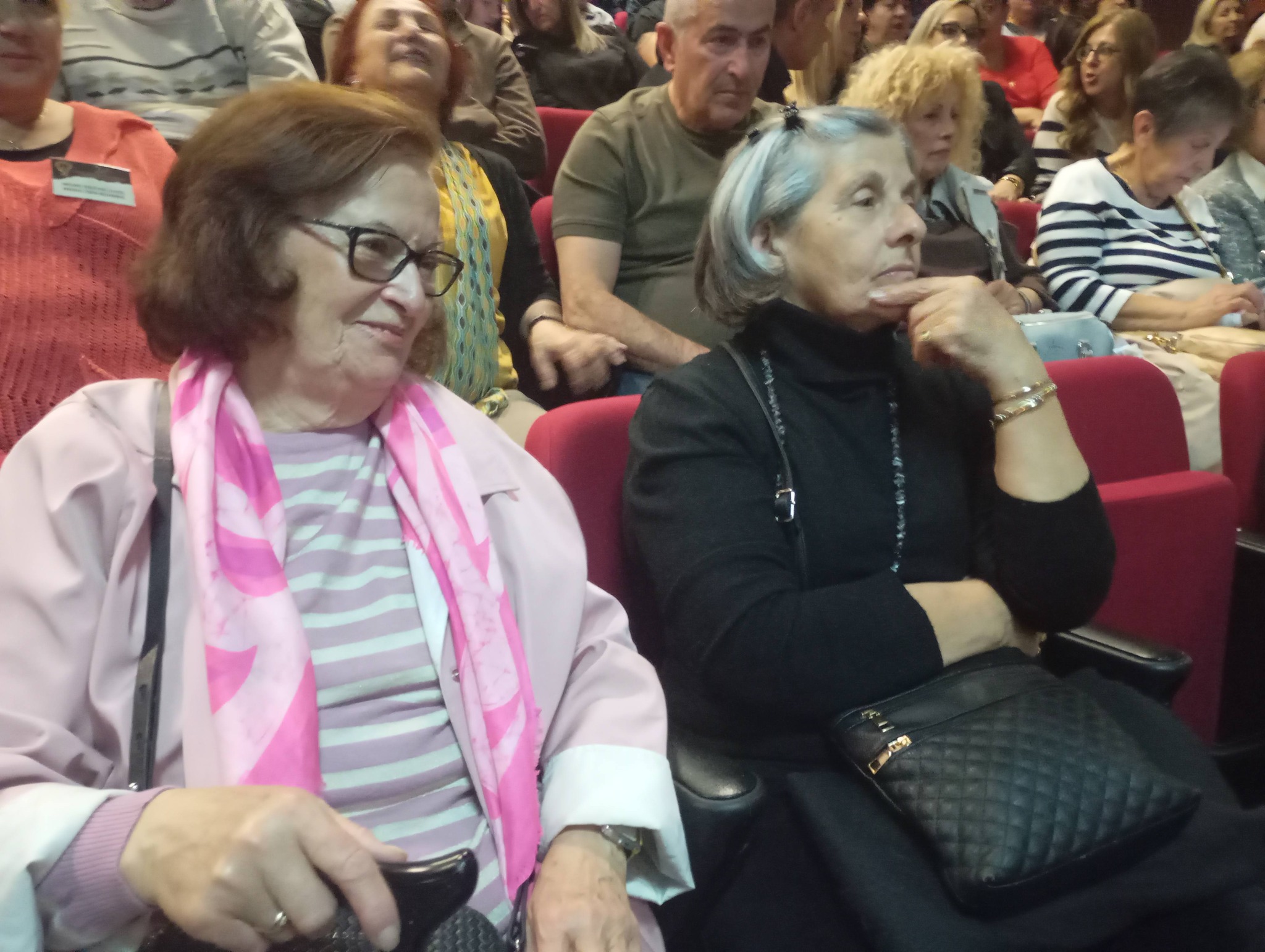 Βαμβακίδης μάγεψε και συγκίνησε ως «Ροδάφ'νον» - Δυνατή συνέχεια για το 2ο Φεστιβάλ Ποντιακού Θεάτρου στην Πτολεμαΐδα | Eordaialive.com Βαμβακίδης μάγεψε και συγκίνησε ως «Ροδάφ'νον» - Δυνατή συνέχεια για το 2ο Φεστιβάλ Ποντιακού Θεάτρου στην Πτολεμαΐδα - Eordaialive.com
