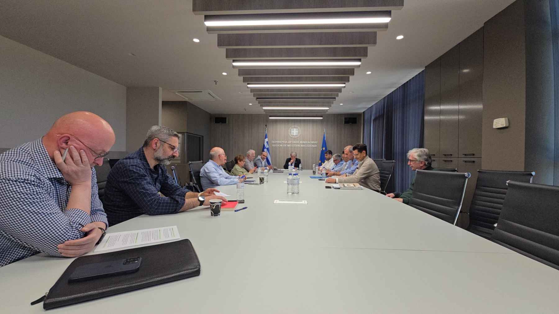 Περιφέρεια Δυτικής Μακεδονίας - Σύσκεψη για τον σχεδιασμό στρατηγικών κατευθύνσεων ενόψει της νέας προγραμματικής περιόδου | Eordaialive.com Περιφέρεια Δυτικής Μακεδονίας - Σύσκεψη για τον σχεδιασμό στρατηγικών κατευθύνσεων ενόψει της νέας προγραμματικής περιόδου - Eordaialive.com
