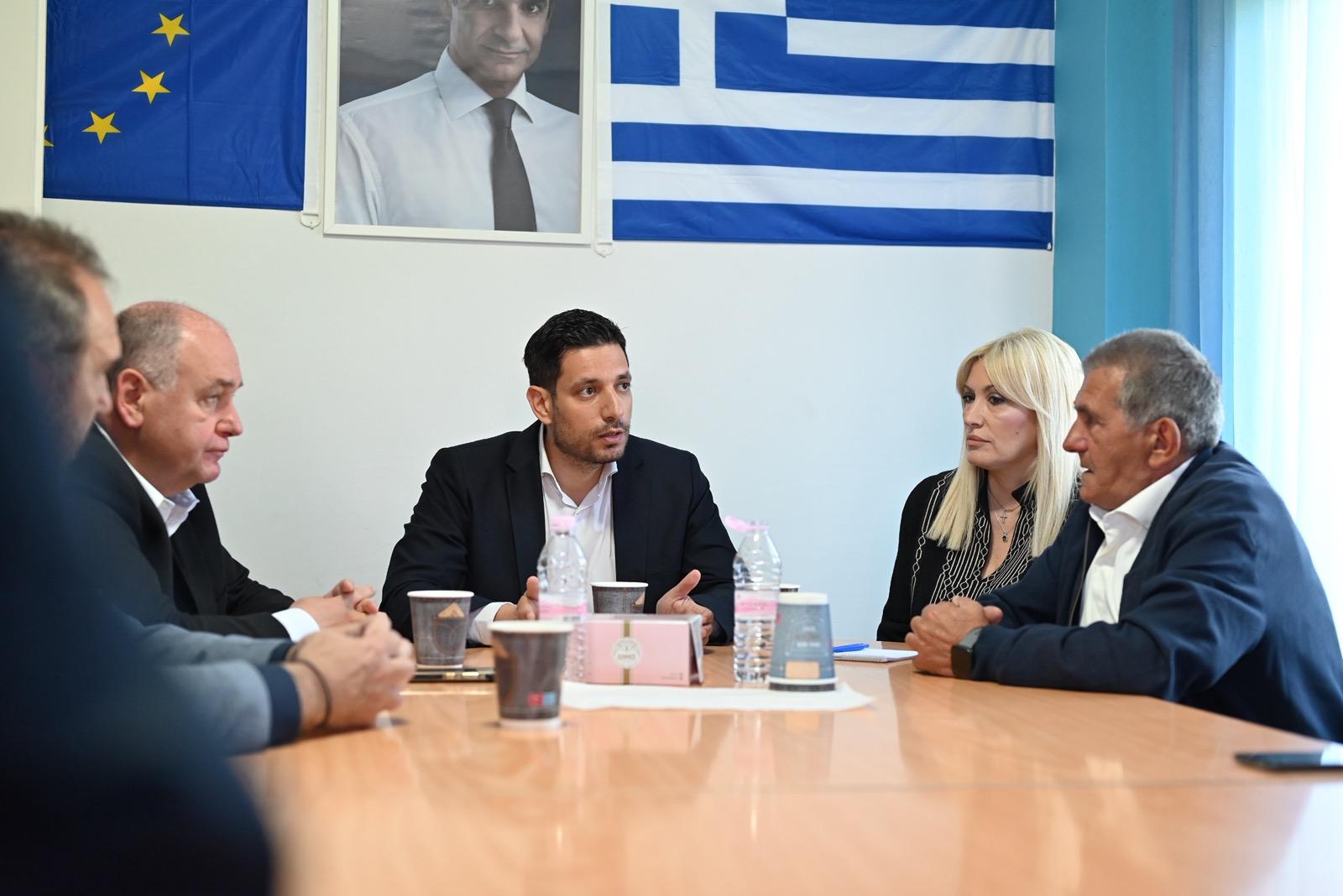 Επίσκεψη του Αναπληρωτή Υπουργού Μεταφορών κ. Κωνσταντίνου Κυρανάκη στη ΔΕΕΠ Νέας Δημοκρατίας Φλώρινας με αφορμή την επαναλειτουργία της σιδηροδρομικής γραμμής | Eordaialive.com Επίσκεψη του Αναπληρωτή Υπουργού Μεταφορών κ. Κωνσταντίνου Κυρανάκη στη ΔΕΕΠ Νέας Δημοκρατίας Φλώρινας με αφορμή την επαναλειτουργία της σιδηροδρομικής γραμμής - Eordaialive.com