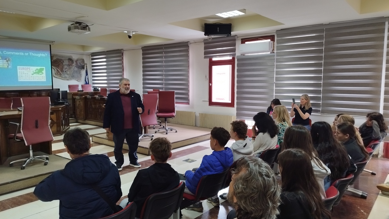 Υποδοχή μαθητών του 5ου Γυμνασίου Πτολεμαΐδας και αποστολής Erasmus από την Ολλανδία στον Δήμο Εορδαίας | Eordaialive.com Υποδοχή μαθητών του 5ου Γυμνασίου Πτολεμαΐδας και αποστολής Erasmus από την Ολλανδία στον Δήμο Εορδαίας - Eordaialive.com