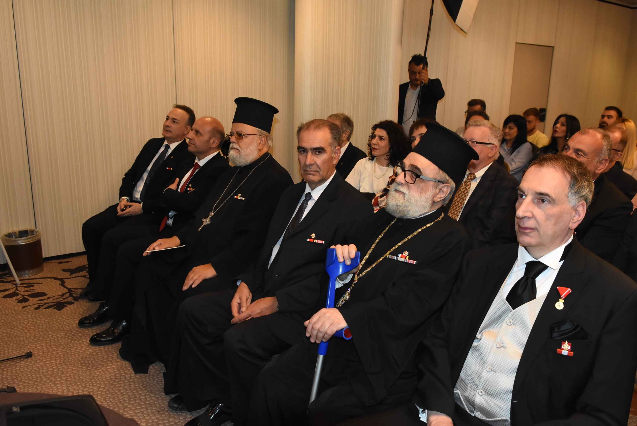 Με το Χρυσό Μετάλλιο της Φλόγας της Ειρήνης τιμήθηκε η Ησαΐα Τσαουσίδου -από το Καπνοχώρι Κοζάνης- Πρόεδρος της Ένωσης Ευρωπαίων Δημοσιογράφων | Eordaialive.com Με το Χρυσό Μετάλλιο της Φλόγας της Ειρήνης τιμήθηκε η Ησαΐα Τσαουσίδου -από το Καπνοχώρι Κοζάνης- Πρόεδρος της Ένωσης Ευρωπαίων Δημοσιογράφων - Eordaialive.com