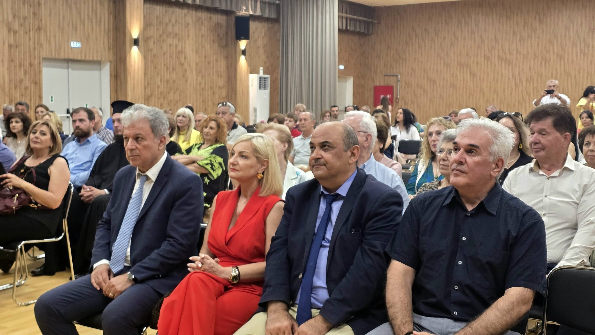 Από τη Μνήμη στο Μέλλον: 50 χρόνια Λύκειο Σερβίων & Εγκαίνια Αίθουσας Εκδηλώσεων | Eordaialive.com Από τη Μνήμη στο Μέλλον: 50 χρόνια Λύκειο Σερβίων & Εγκαίνια Αίθουσας Εκδηλώσεων - Eordaialive.com
