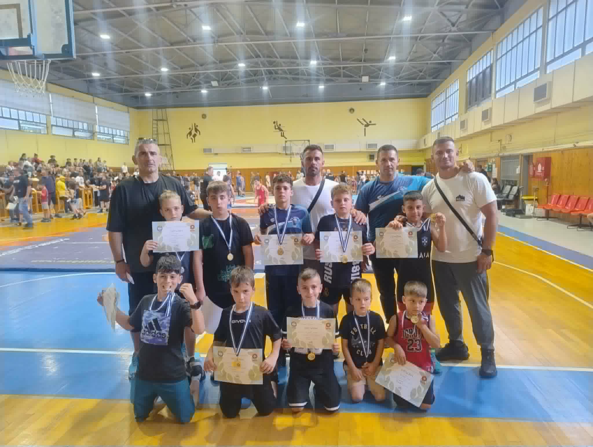 Με χαμόγελα και μετάλλια επέστρεψαν οι μικροί αθλητές του Παλαιστικού Κέντρου Εορδαίας από τη Θεσσαλονίκη | Eordaialive.com Με χαμόγελα και μετάλλια επέστρεψαν οι μικροί αθλητές του Παλαιστικού Κέντρου Εορδαίας από τη Θεσσαλονίκη - Eordaialive.com
