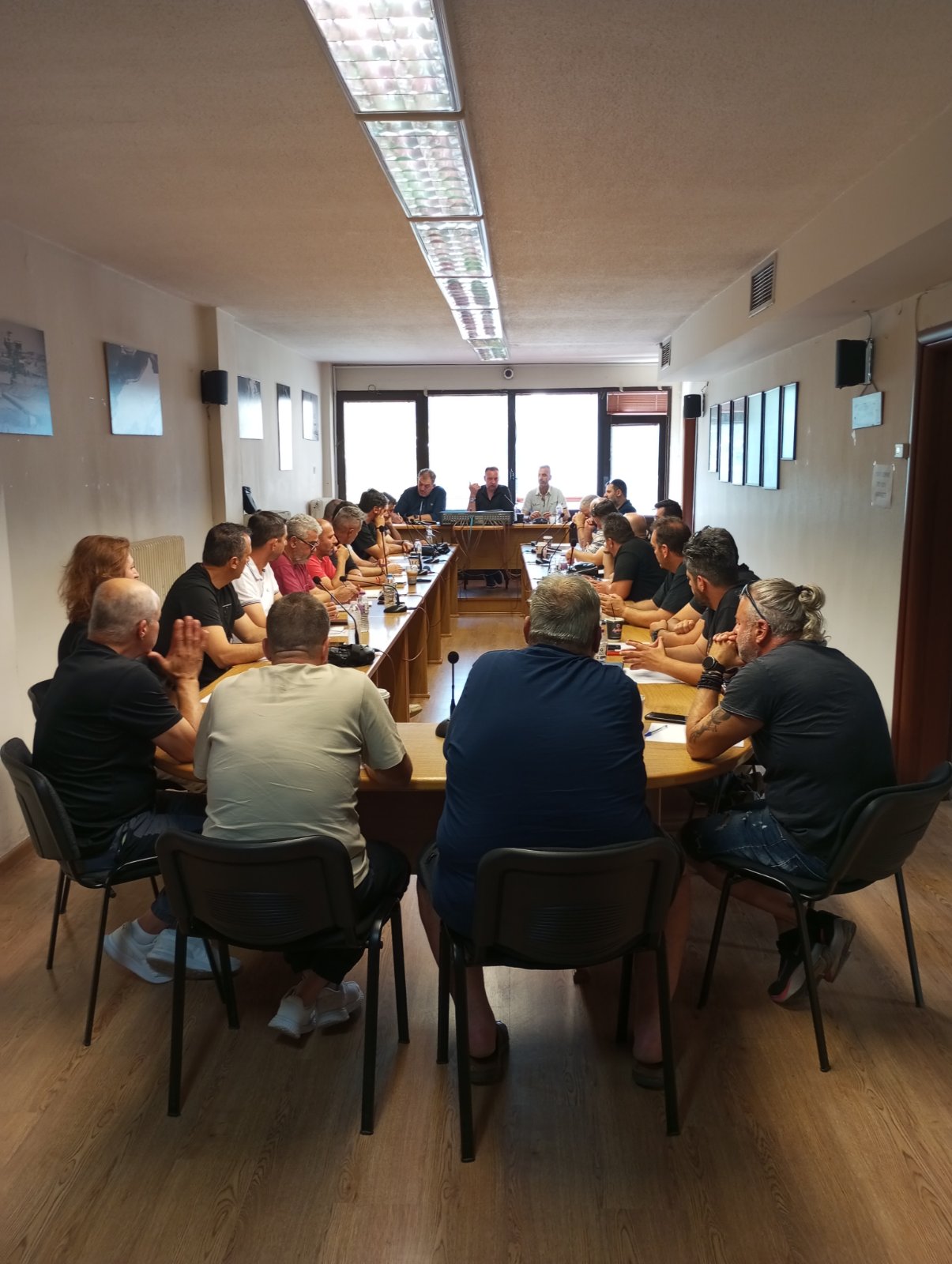 Συνεδρίασε το Διοικητικό Συμβούλιο του ΣΠΑΡΤΑΚΟΥ Ενημέρωση για ζητήματα του προσωπικού και κινητοποιήσεις. | Eordaialive.com Συνεδρίασε το Διοικητικό Συμβούλιο του ΣΠΑΡΤΑΚΟΥ
Ενημέρωση για ζητήματα του προσωπικού
και κινητοποιήσεις.