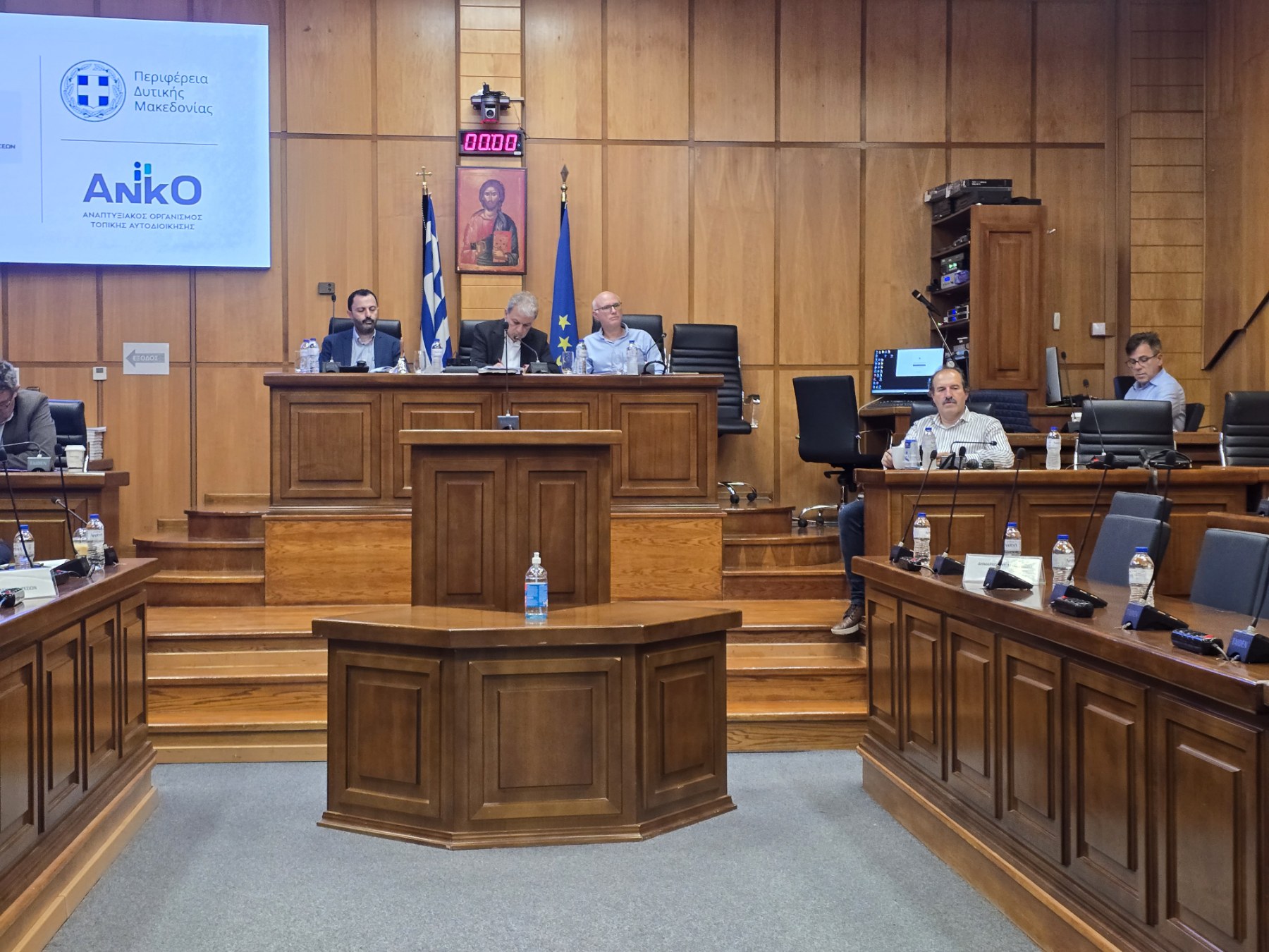 Ευρεία συνάντηση εργασίας για την πορεία των επενδύσεων στο πλαίσιο της Δίκαιης Αναπτυξιακής Μετάβασης και την ενίσχυση της συνεργασίας με την Περιφέρεια. | Eordaialive.com Ευρεία συνάντηση εργασίας για την πορεία των επενδύσεων στο πλαίσιο της Δίκαιης Αναπτυξιακής Μετάβασης και την ενίσχυση της συνεργασίας με την Περιφέρεια. - Eordaialive.com