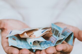 Ανοίγει ο δρόμος για συνταξιοδοτήσεις μέσα σε έναν μήνα – Τι αλλάζει με την ψηφιοποίηση των ενσήμων