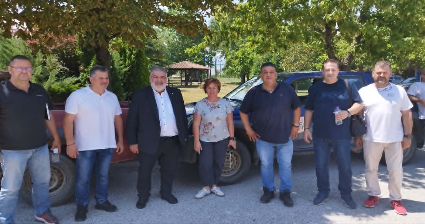 Ο Δήμος Εορδαίας παρέλαβε από την ΔΕΗ Α.Ε. 5 οχήματα τύπου 4Χ4 για την ενίσχυση του στόλου του. | Eordaialive.com Ο Δήμος Εορδαίας παρέλαβε από την ΔΕΗ Α.Ε. 5 οχήματα τύπου 4Χ4 για την ενίσχυση του στόλου του