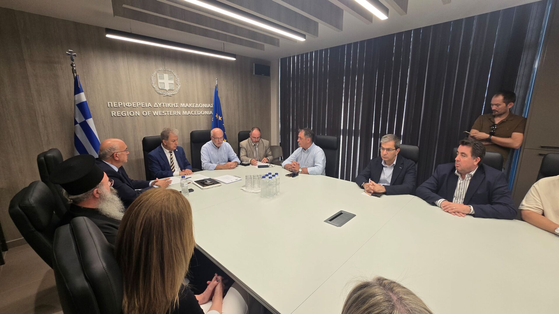Περιφέρεια Δυτικής Μακεδονίας: Υπογράφηκε η προγραμματική σύμβαση για την ανακαίνιση του κτιρίου της Στέγης Ανηλίκων Κοζάνης | Eordaialive.com Περιφέρεια Δυτικής Μακεδονίας: Υπογράφηκε η προγραμματική σύμβαση για την ανακαίνιση του κτιρίου της Στέγης Ανηλίκων Κοζάνης - Eordaialive.com