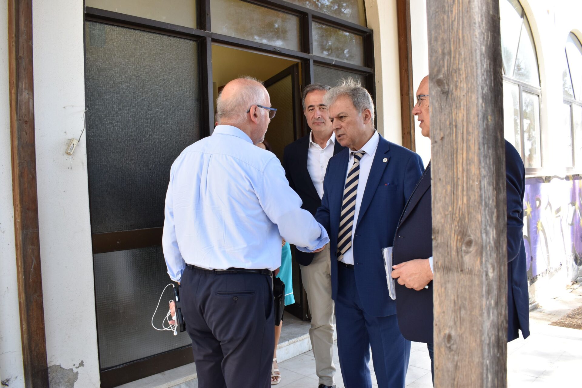 Περιφέρεια Δυτικής Μακεδονίας: Υπογράφηκε η προγραμματική σύμβαση για την ανακαίνιση του κτιρίου της Στέγης Ανηλίκων Κοζάνης | Eordaialive.com Περιφέρεια Δυτικής Μακεδονίας: Υπογράφηκε η προγραμματική σύμβαση για την ανακαίνιση του κτιρίου της Στέγης Ανηλίκων Κοζάνης - Eordaialive.com