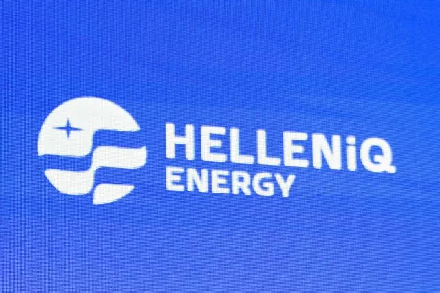 HELLENiQ ENERGY: Παρατείνεται και τον Σεπτέμβριο η έκτακτη έκπτωση σε Αμόλυβδη Βενζίνη και Πετρέλαιο Κίνησης