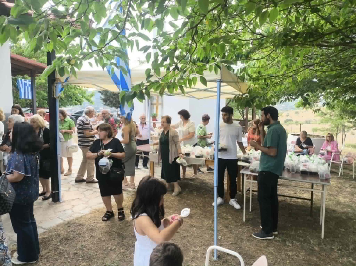 Πανηγύρισε το εξωκλήσι της Μεταμόρφωσης του Σωτήρος στην Τοπική Κοινότητα Δρεπάνου | Eordaialive.com Πανηγύρισε το εξωκλήσι της Μεταμόρφωσης του Σωτήρος στην Τοπική Κοινότητα Δρεπάνου - Eordaialive.com