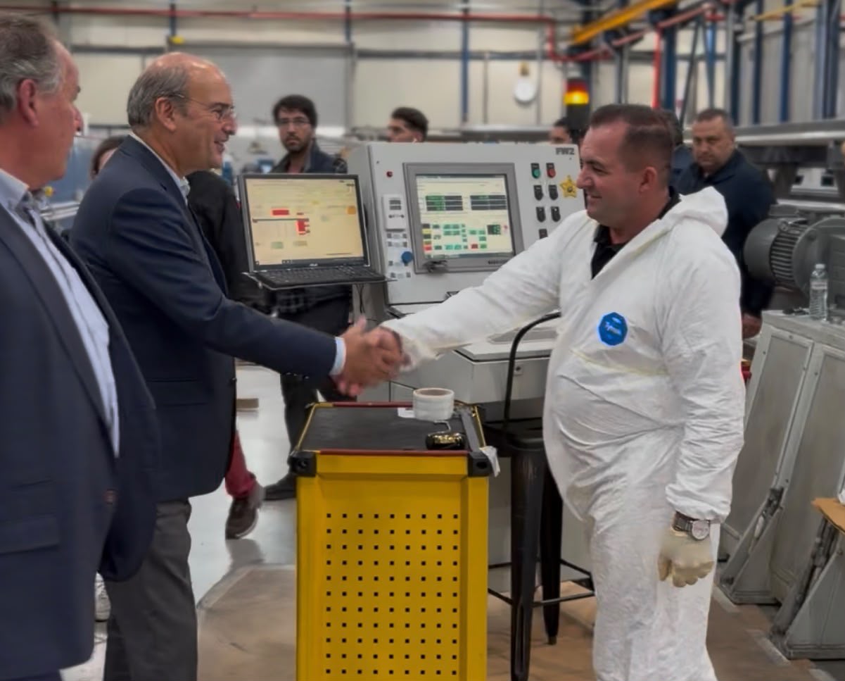 Κ. Χατζηδάκης: Προτεραιότητα για την κυβέρνηση η Περιφέρεια Δυτικής Μακεδονίας   Δεν δίνουμε υποσχέσεις αλλά μιλάμε με έργα - Eordaialive.com