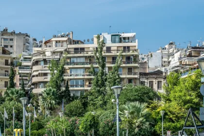 Κληρονομιές: Ποιος κρατά το σπίτι, ποιος αποζημιώνεται και τι γίνεται με τα χρέη