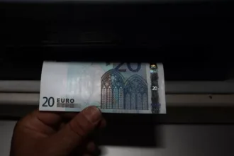 ΟΠΕΚΑ: Επίδομα 600 ευρώ - Ανοιχτές οι αιτήσεις, η προθεσμία Μέχρι πότε μπορείτε να υποβάλλετε αίτηση για το επίδομα των 600 ευρώ που χορηγεί ο ΟΠΕΚΑ