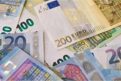 Νέο επίδομα ανεργίας έως 1.295 ευρώ: Στο στάδιο της αξιολόγησης το πιλοτικό πρόγραμμα της ΔΥΠΑ – Πώς υπολογίζεται και τι αλλάζει